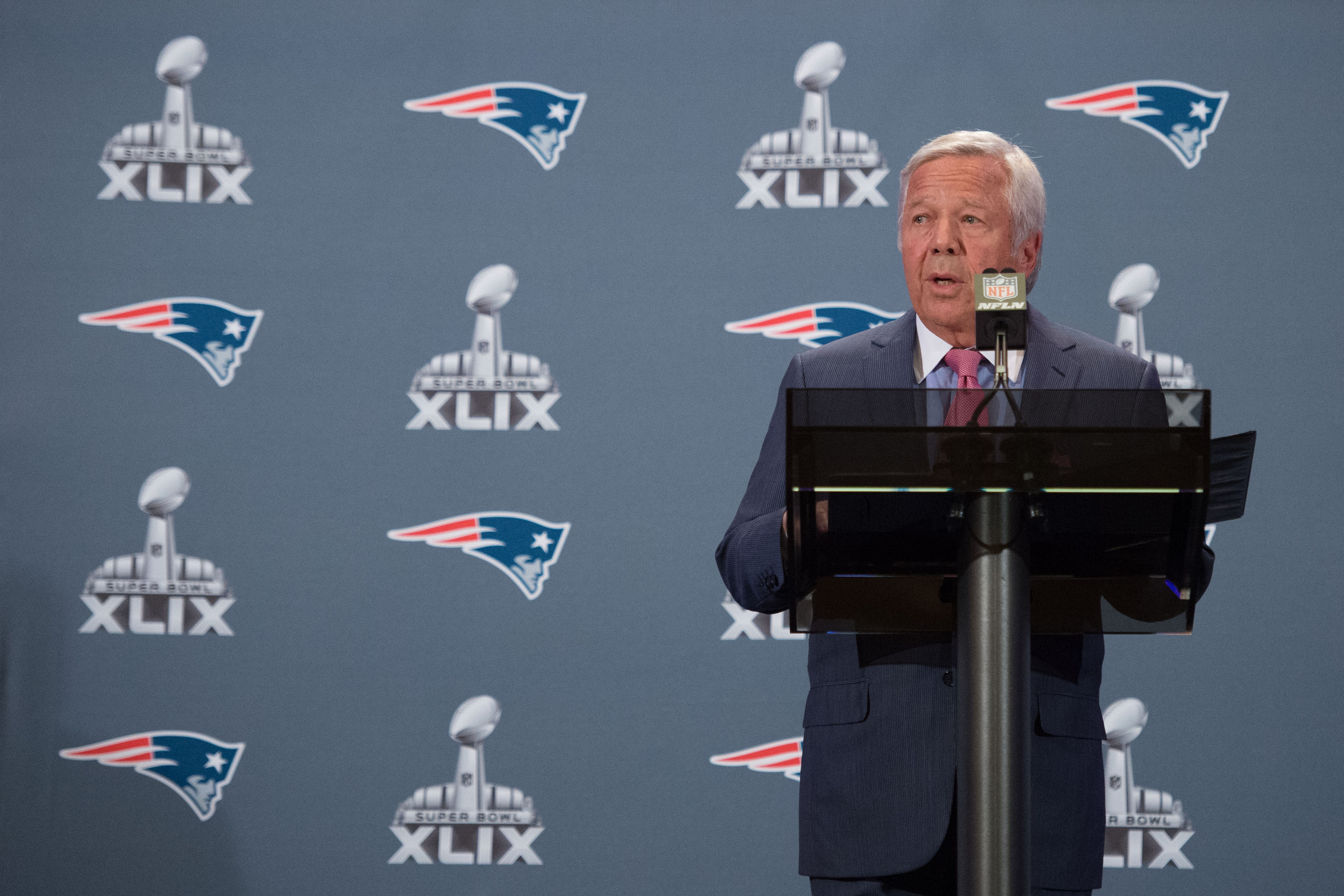 Defiant Patriots Owner Says Belichick, Brady Have Never Lied To Him ...