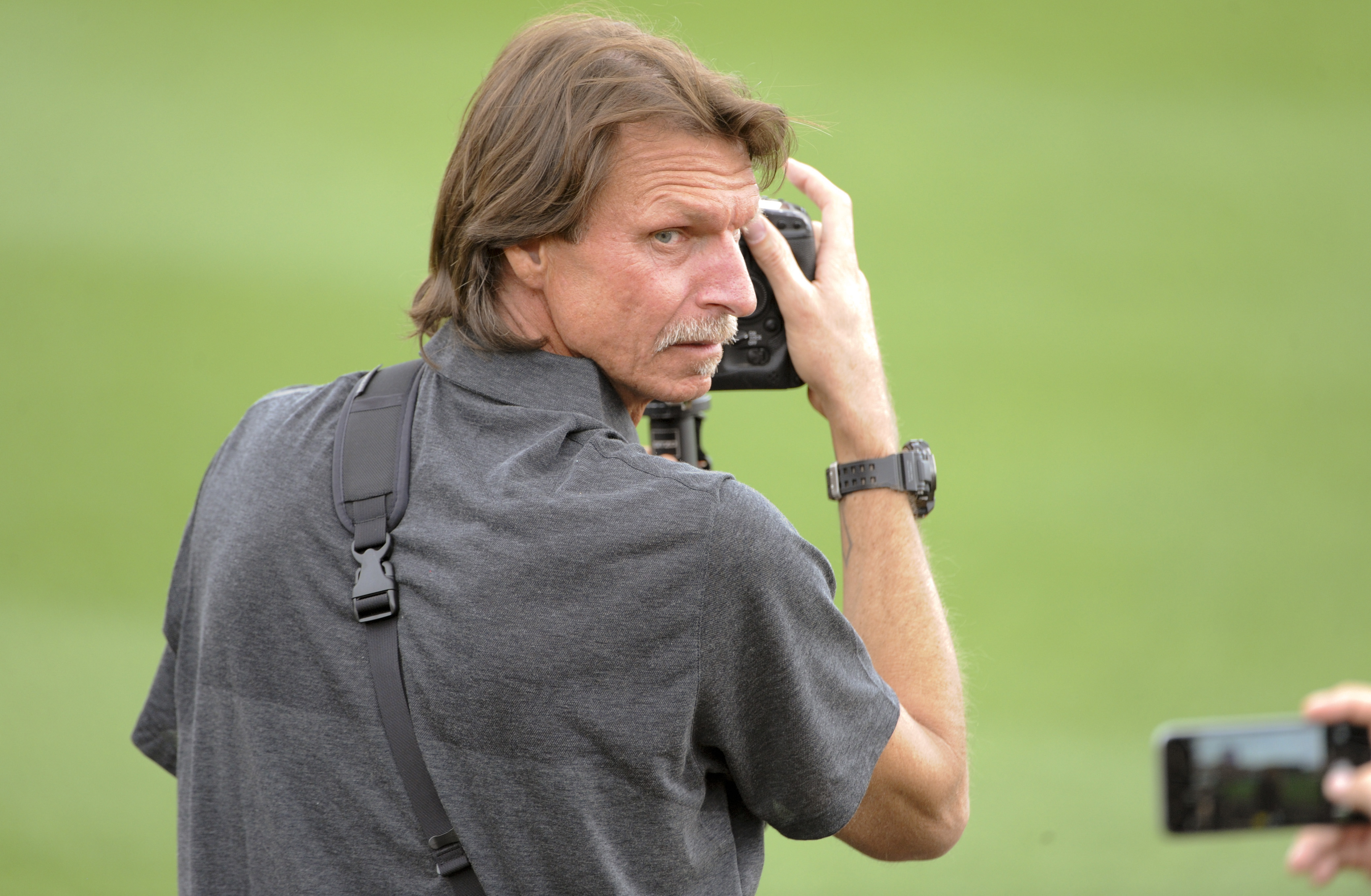 Randy Johnson spotted as an NFL photographer, sports internet freaks out