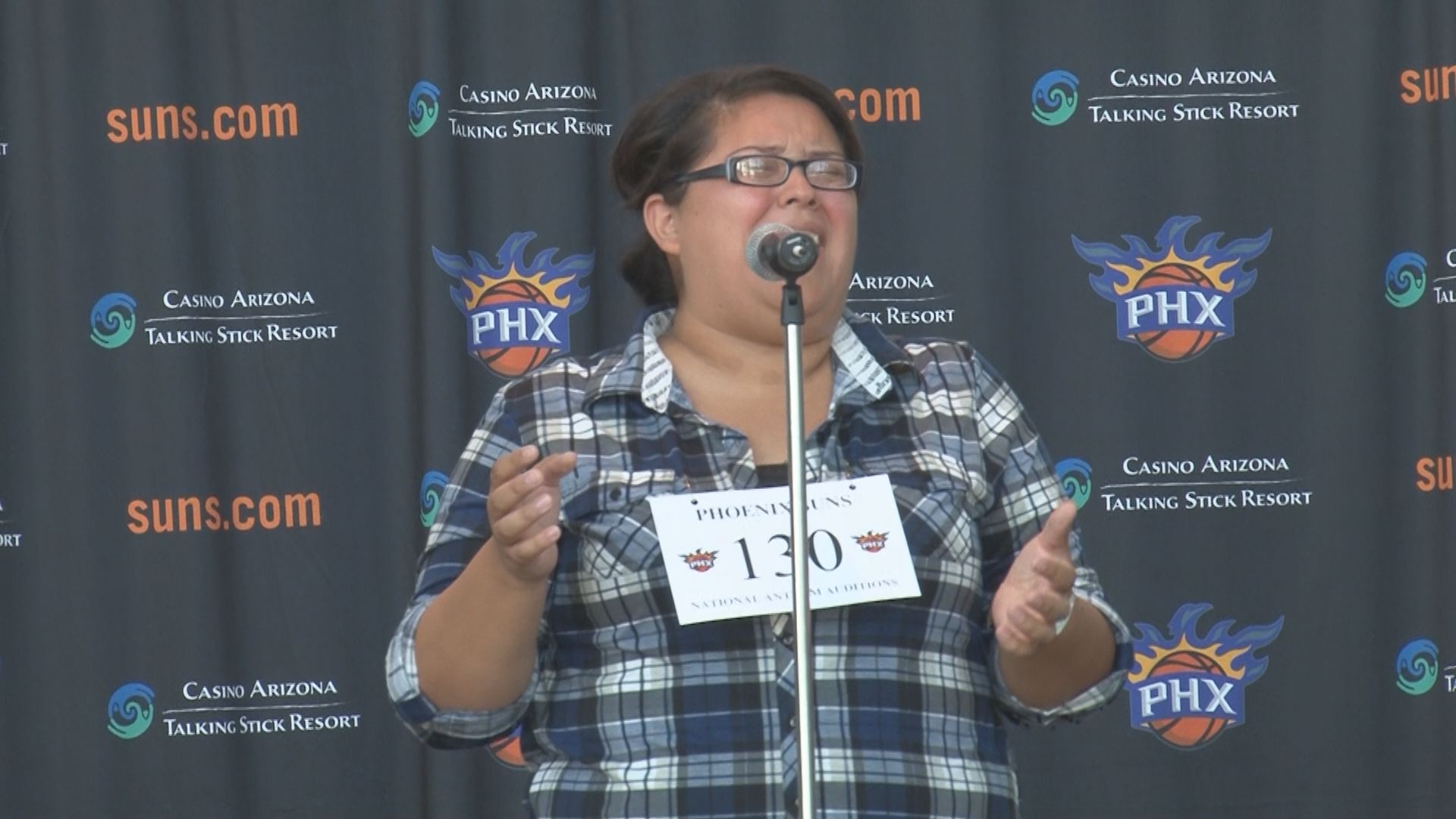 Phoenix Suns hold National Anthem singing auditions