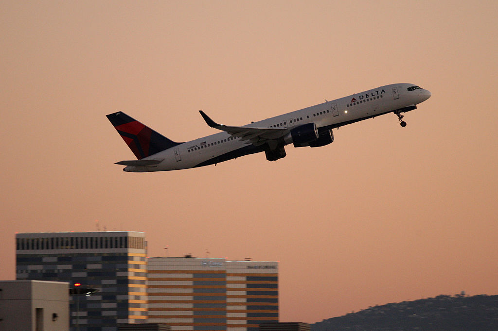 Delta flight diverted after flight attendants' fight