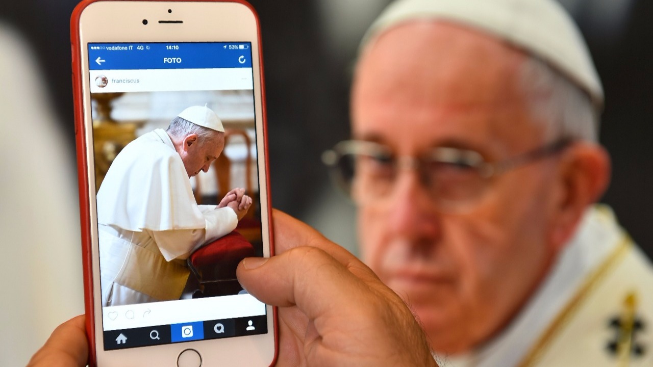 Pope Francis reaches 1.6M followers on Instagram in 4 days