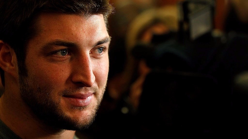 Baseball notes: Tim Tebow shows solid power, shaky skills in MLB