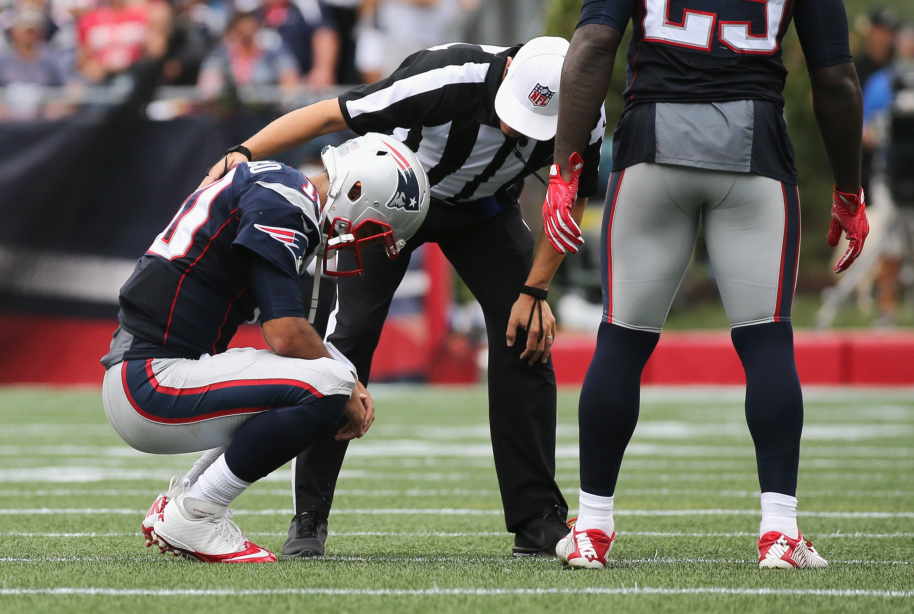 49ers QB Jimmy Garoppolo (ankle) carted off, out for game vs. Dolphins