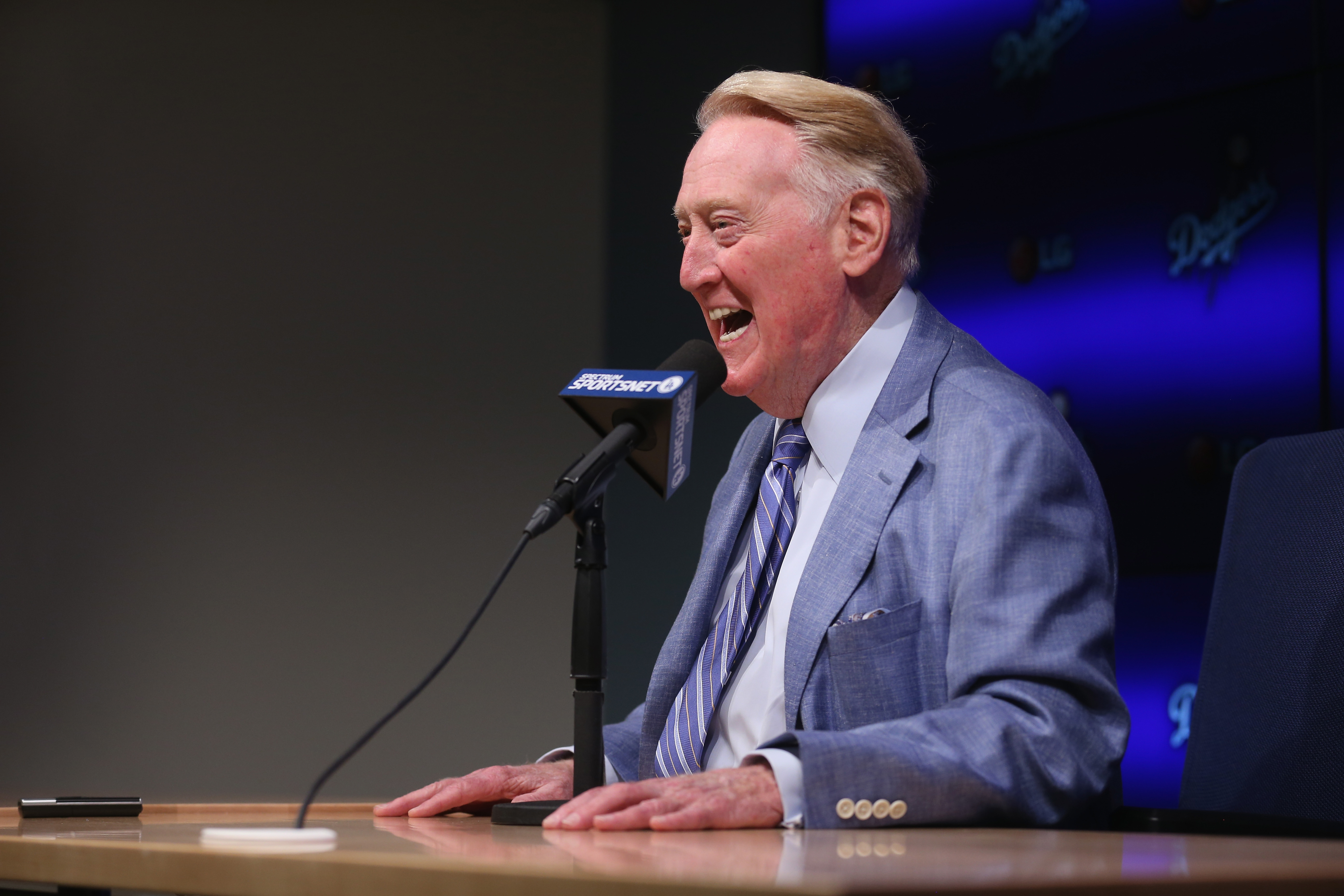 It's Time For Dodger Baseball,' Vin Scully Said for the Last Time at Dodger  Stadium