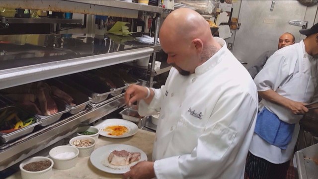 Former Tent City inmate wins $10000 on Food Network cooking show - 12news.com