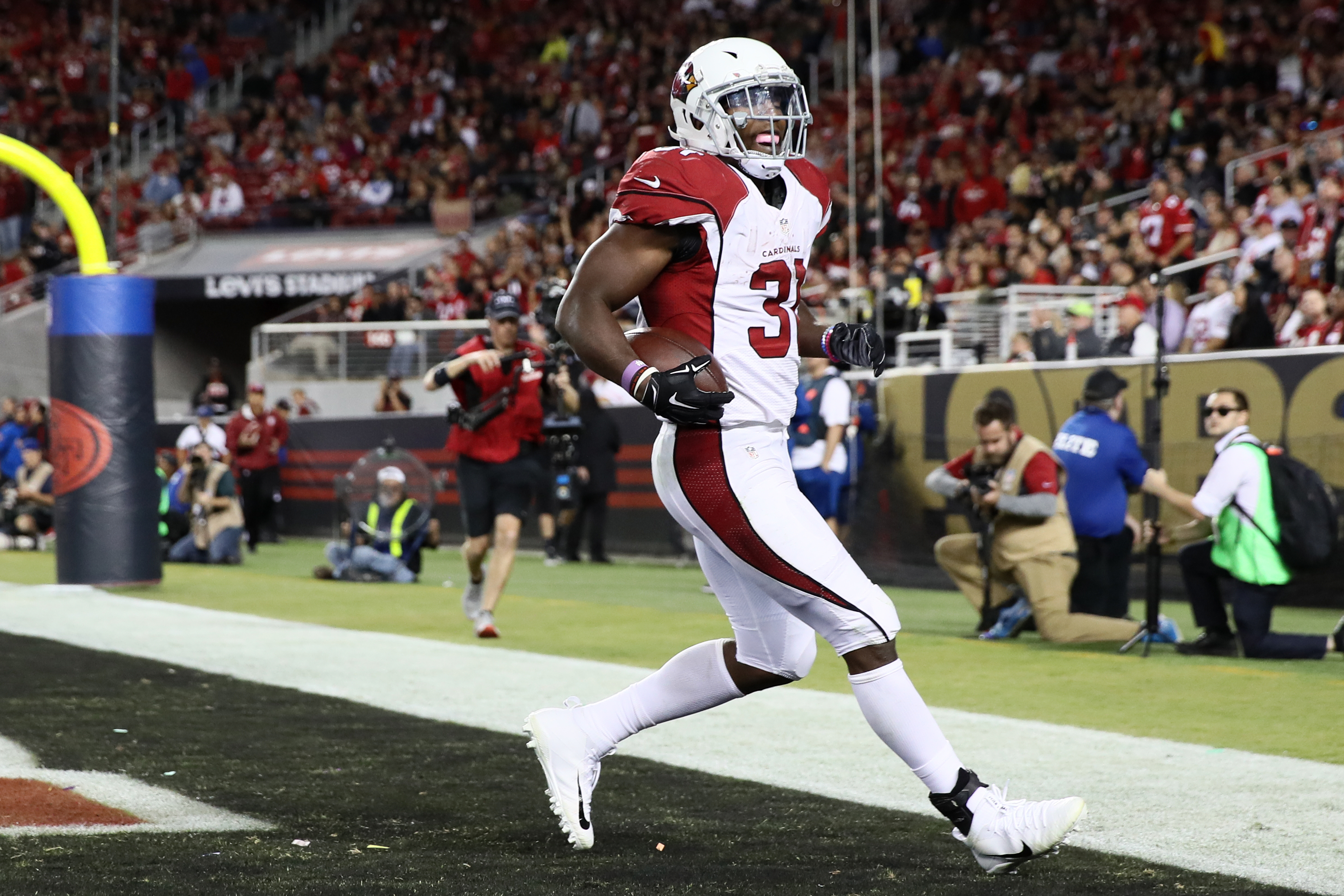 David Johnson opens up about bullying he endured, hopes to help next  generation