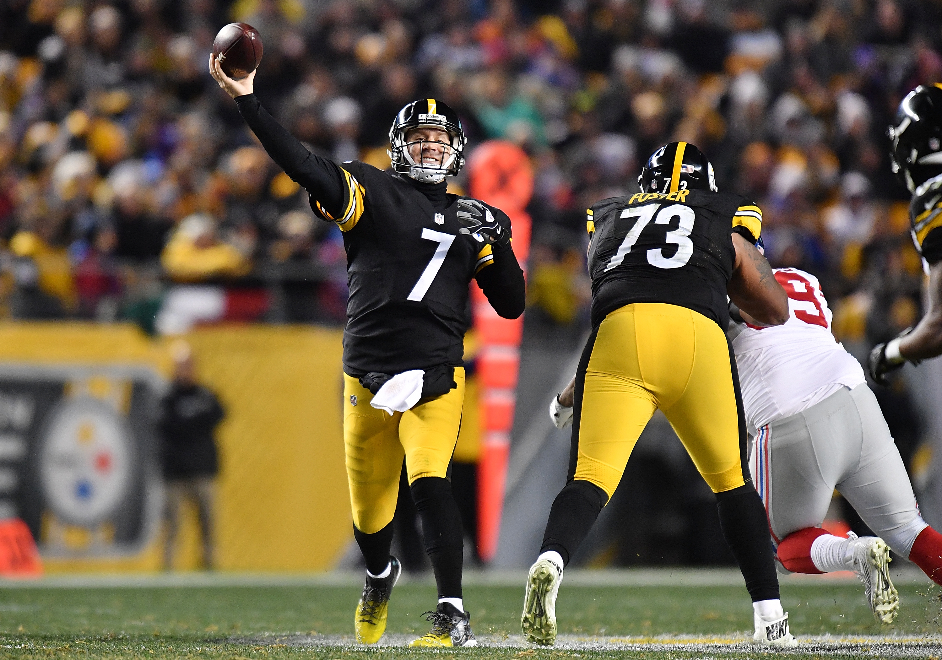 Giants report Steelers to NFL over under-inflated footballs during last  Sunday's loss, but don't send balls to league – New York Daily News