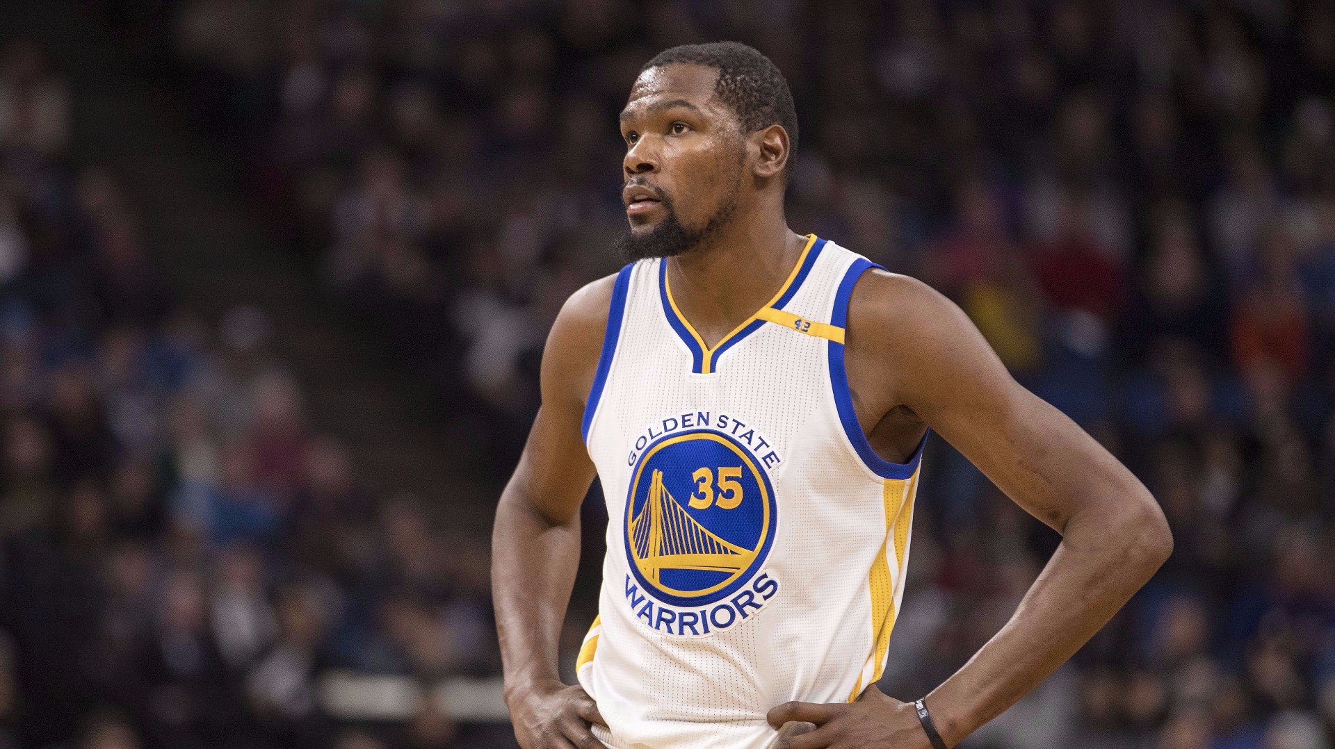 Kevin Durant intends to sign two-year max deal to remain with Warriors