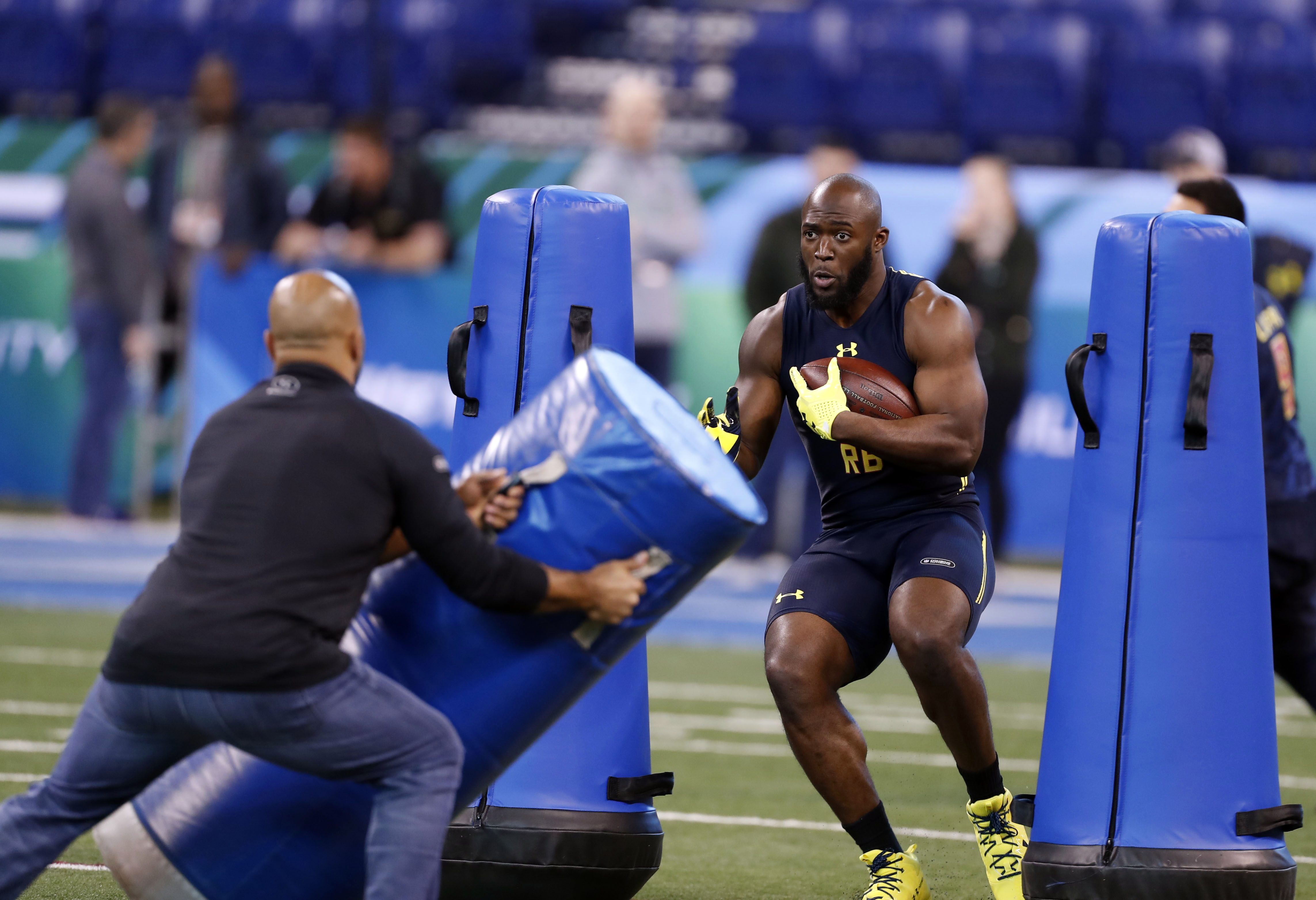 NFL Scouting Combine 2017: How did DeShone Kizer look during QB drills? 