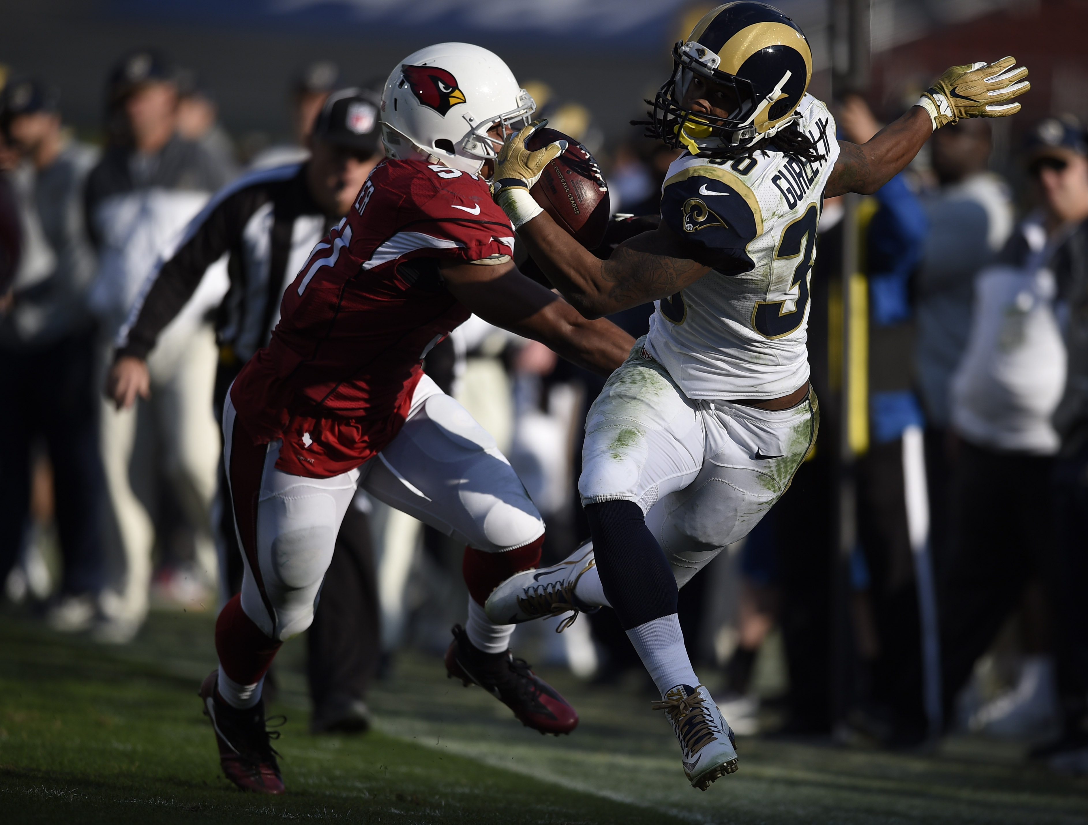 Bengals linebacker Karlos Dansby signs with Cardinals