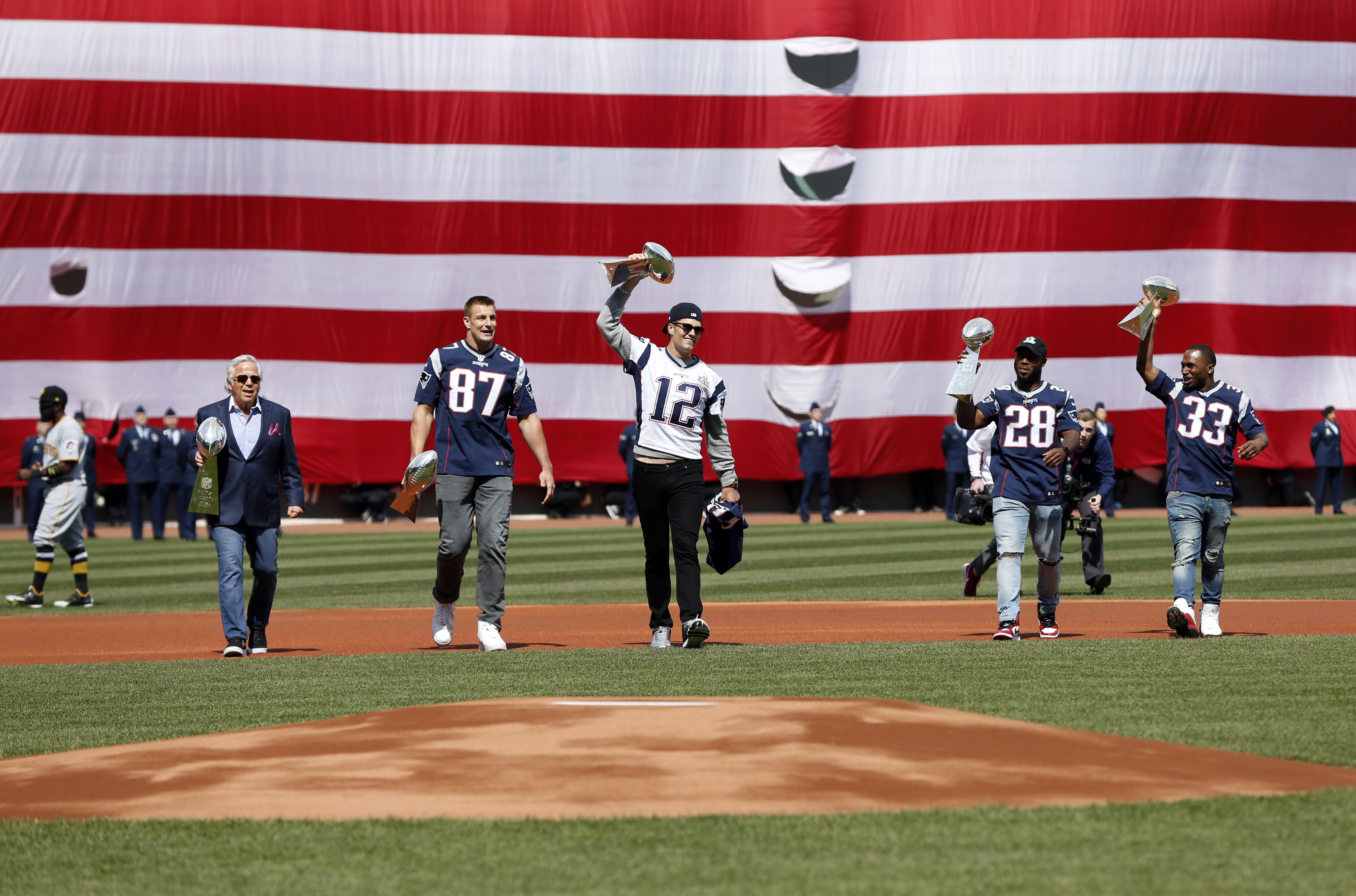 Rob Gronkowski 'steals' Tom Brady's jersey at Red Sox opening day