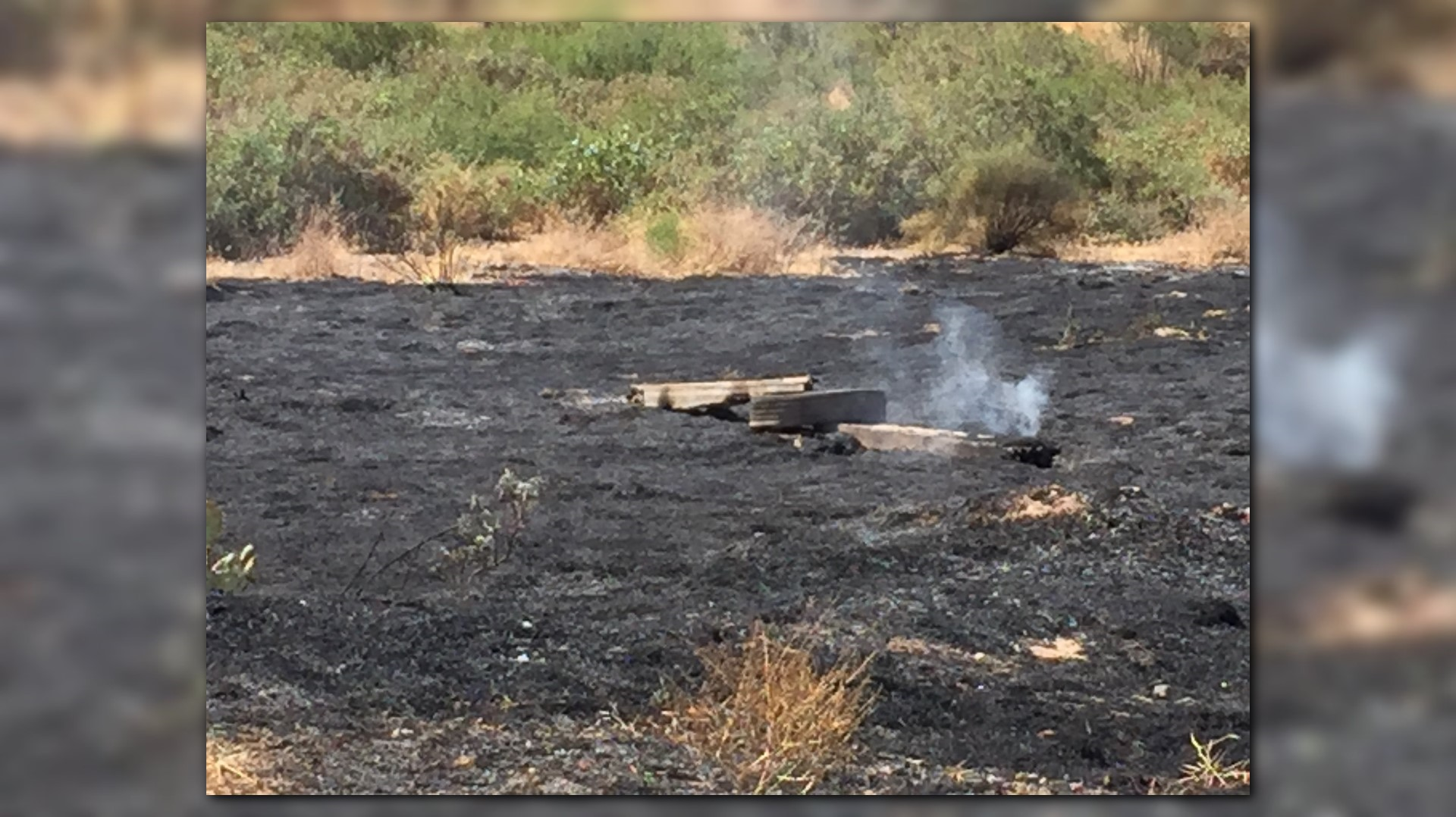 Black Canyon City brush fire grows, evacuation order lifted