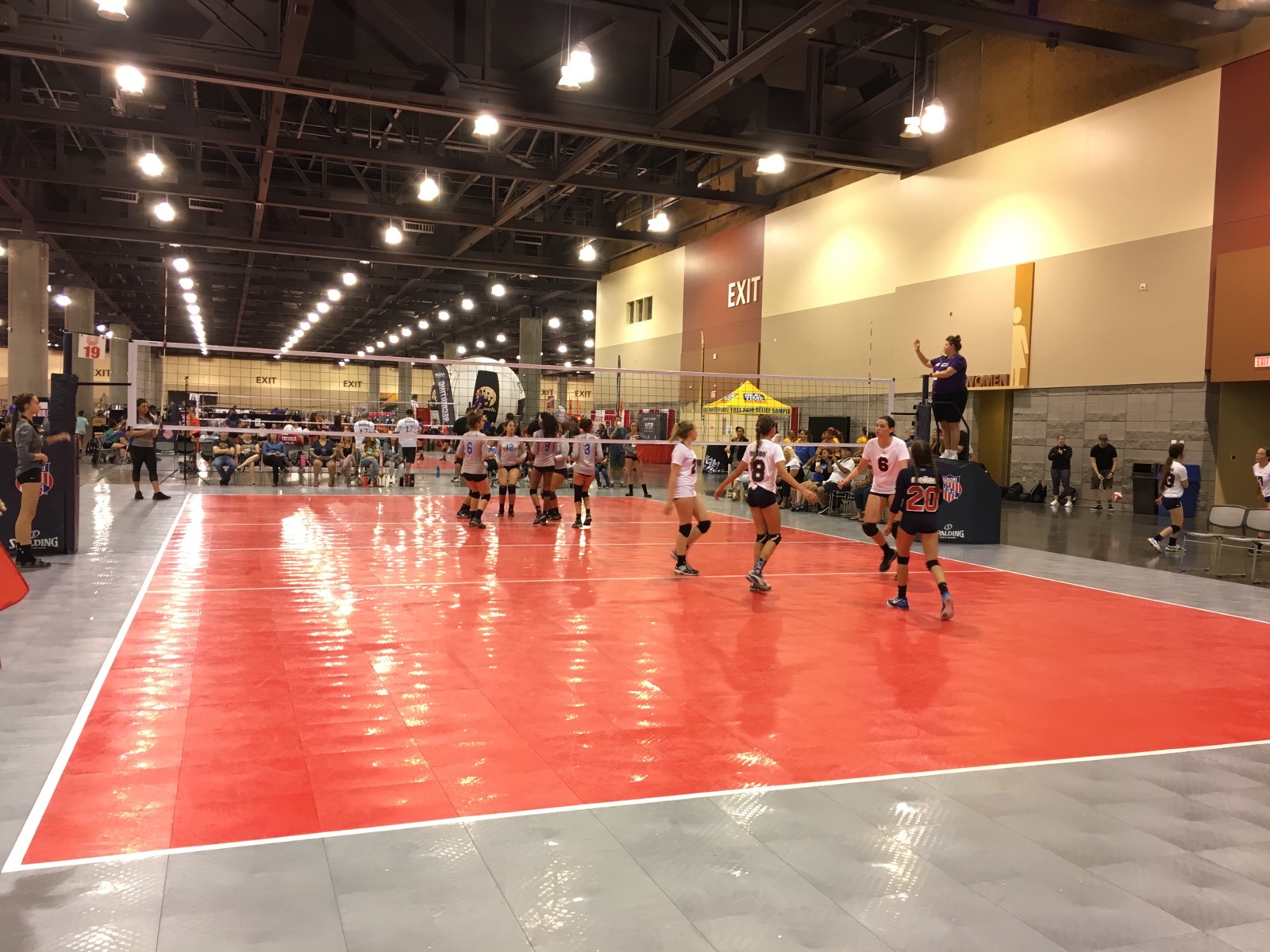 Thousands of players in downtown Phoenix for Volleyball Festival KPNX