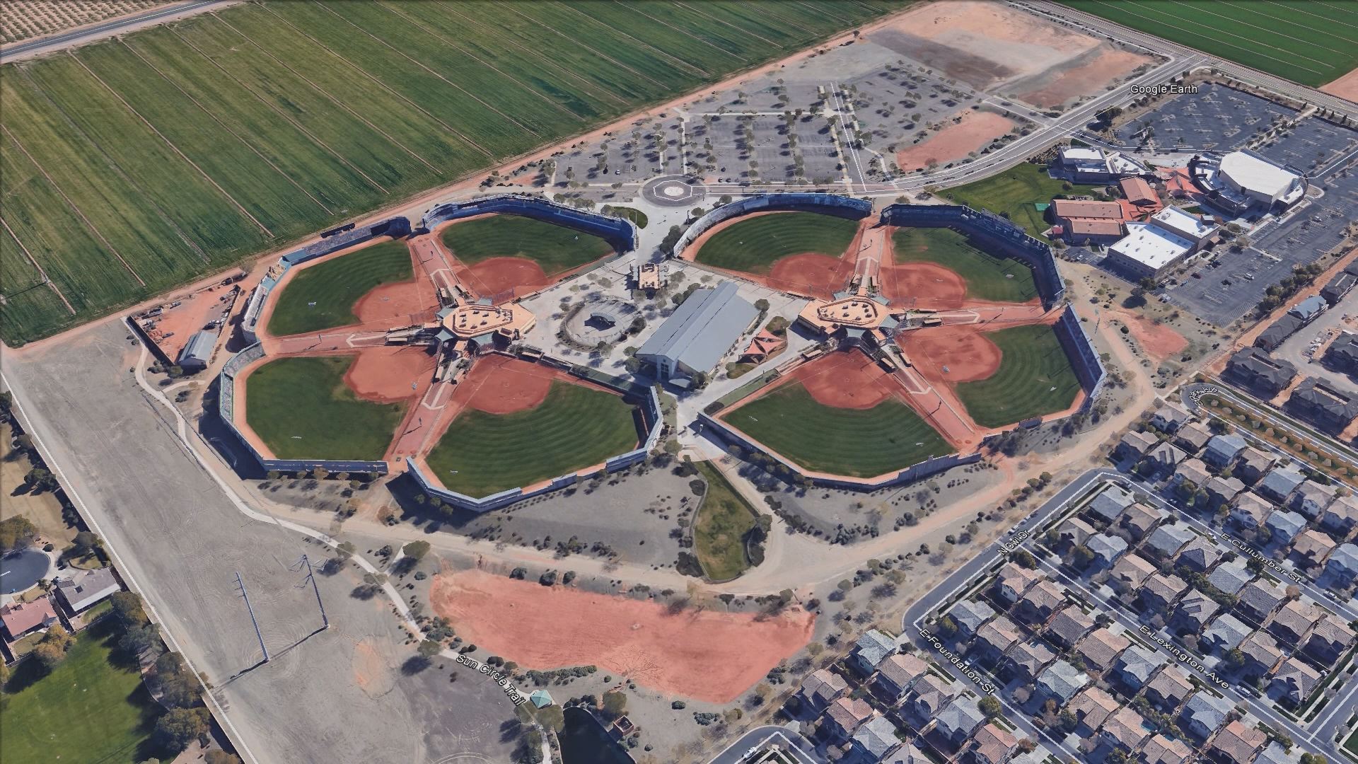 Gilbert closes Big League Dreams ballparks 1 day before