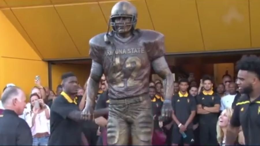 Pat Tillman honored with statue at Sun Devil Stadium