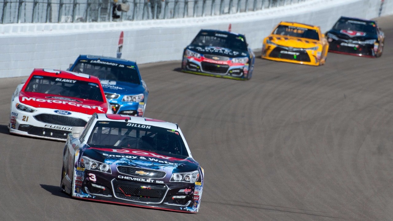 Traffic and parking guidlines for NASCAR at PIR | 12news.com