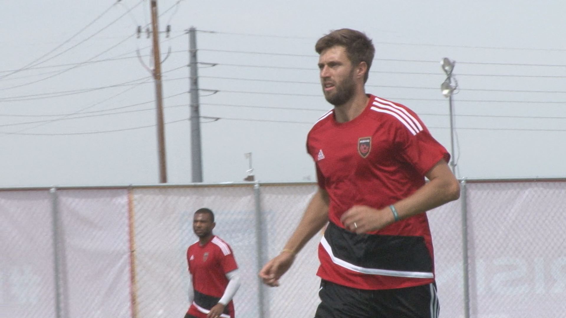 Jordan Ressler Phoenix Scottsdale native stays home to play with Phoenix Rising FC | 12news.com